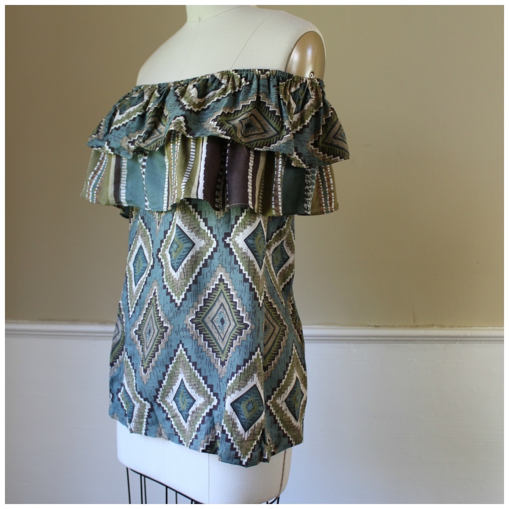 CATTLELAC RANCH Off Shoulder Peasant Top S